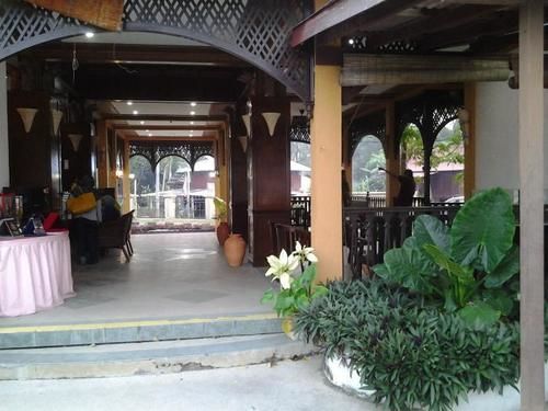 Green Village Pasir Salak Eco River Resort Kampung Gajah  Экстерьер фото